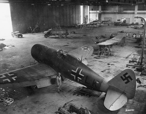File:P-47D-16-RE (T9+LK) Germany.jpg