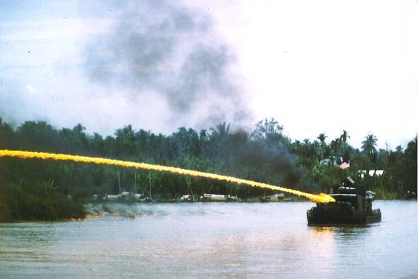 File:LCM(6)(F) "Zippo" using flamethrower in Vietnam.jpg