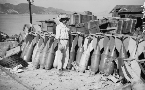 File:Japanese 60 kg mustard gas bombs.JPG